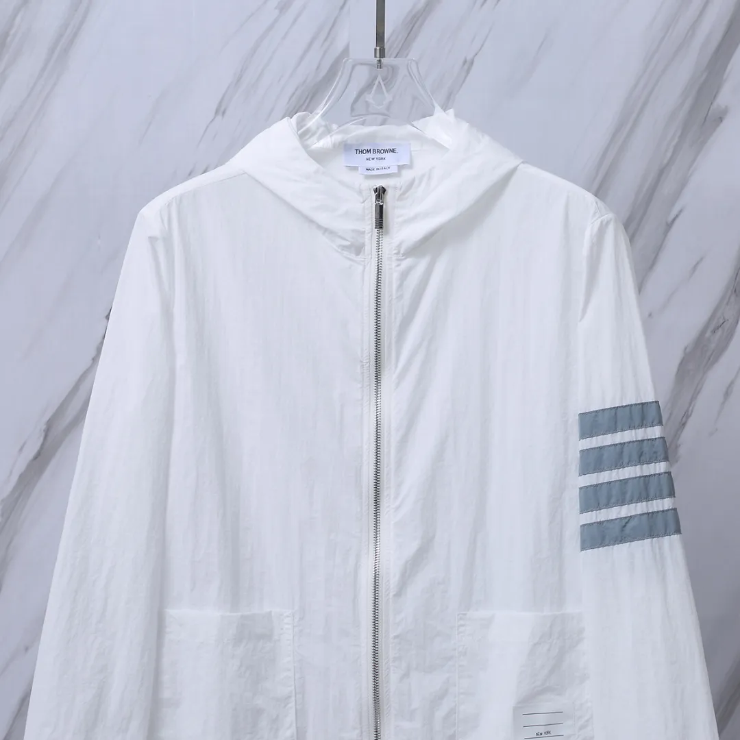 ：YT 06（TB ） THOM BROWNE TBClassic Spf 80+ Breathable White/Black/Navy Blue/Gray TB Same Style TB TB Factory 38 Quality Same Style TB TB ：White/Black/Navy Blue /Gray Size：1/2/3/4